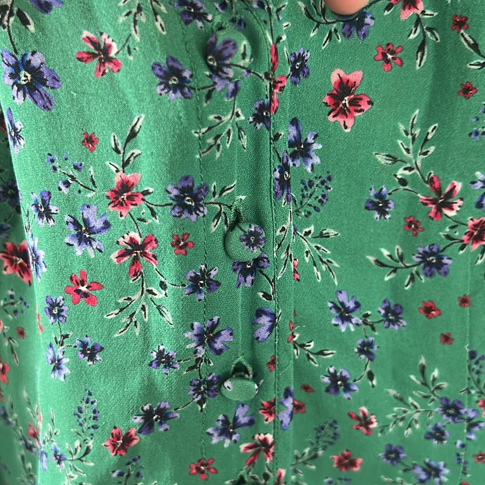Nicholas Green Silk Button Front Blouse, RTR - Picture 7 of 10